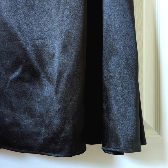 Lulu's On the Guest List Satin One-Shoulder Formal A-Line Maxi Dress Black Small - Picture 10 of 16